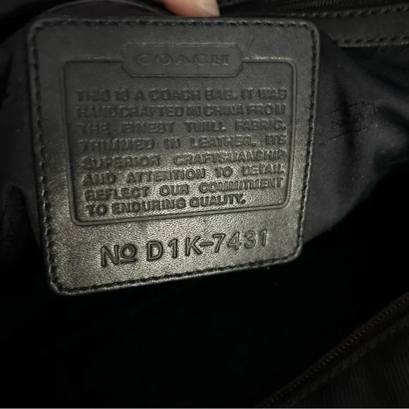 Coach purse - Picture 2 of 8